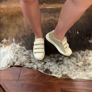 Rag& Bone Velcro sneakers